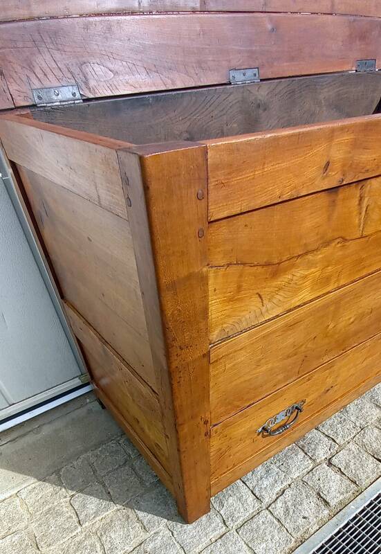 Old solid oak cabinet with its large drawer.