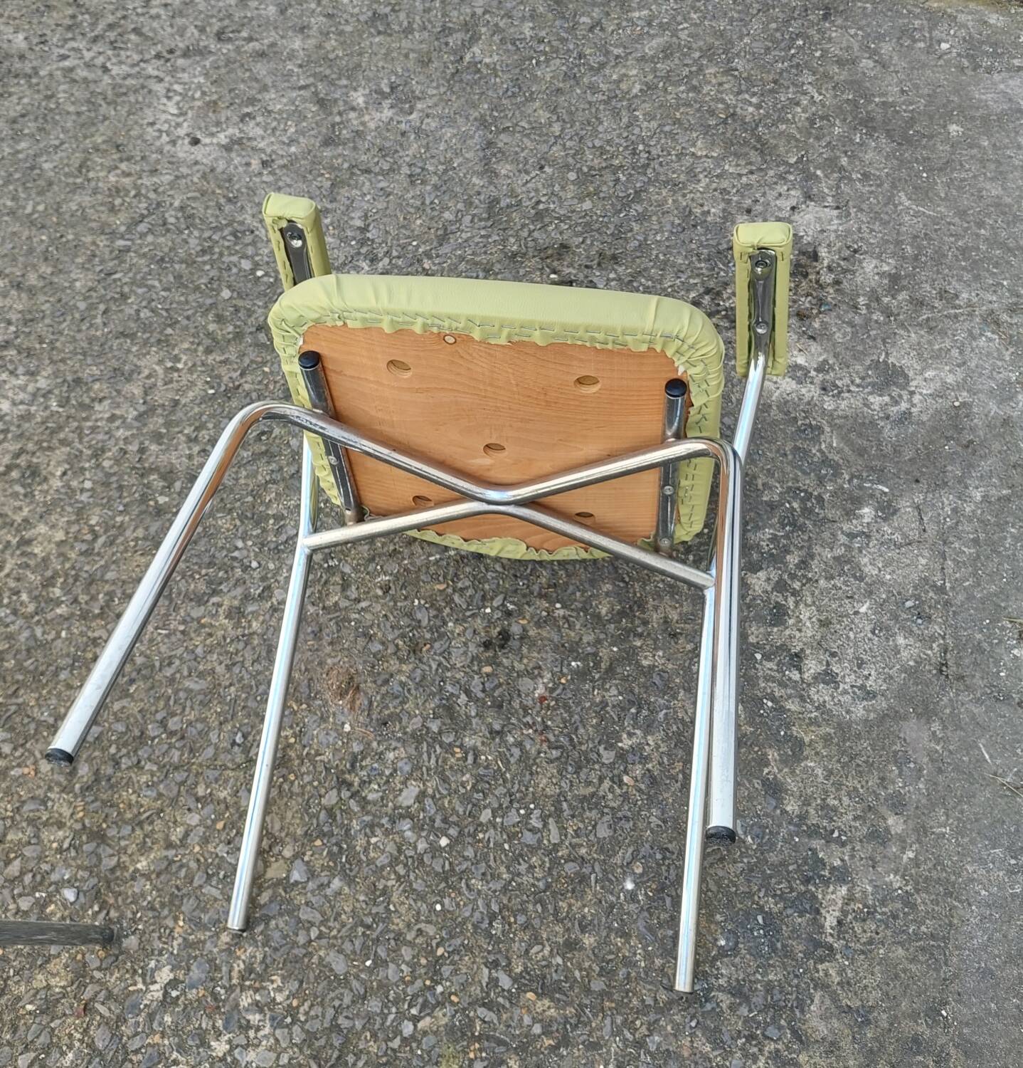 Set of 6 vintage chairs