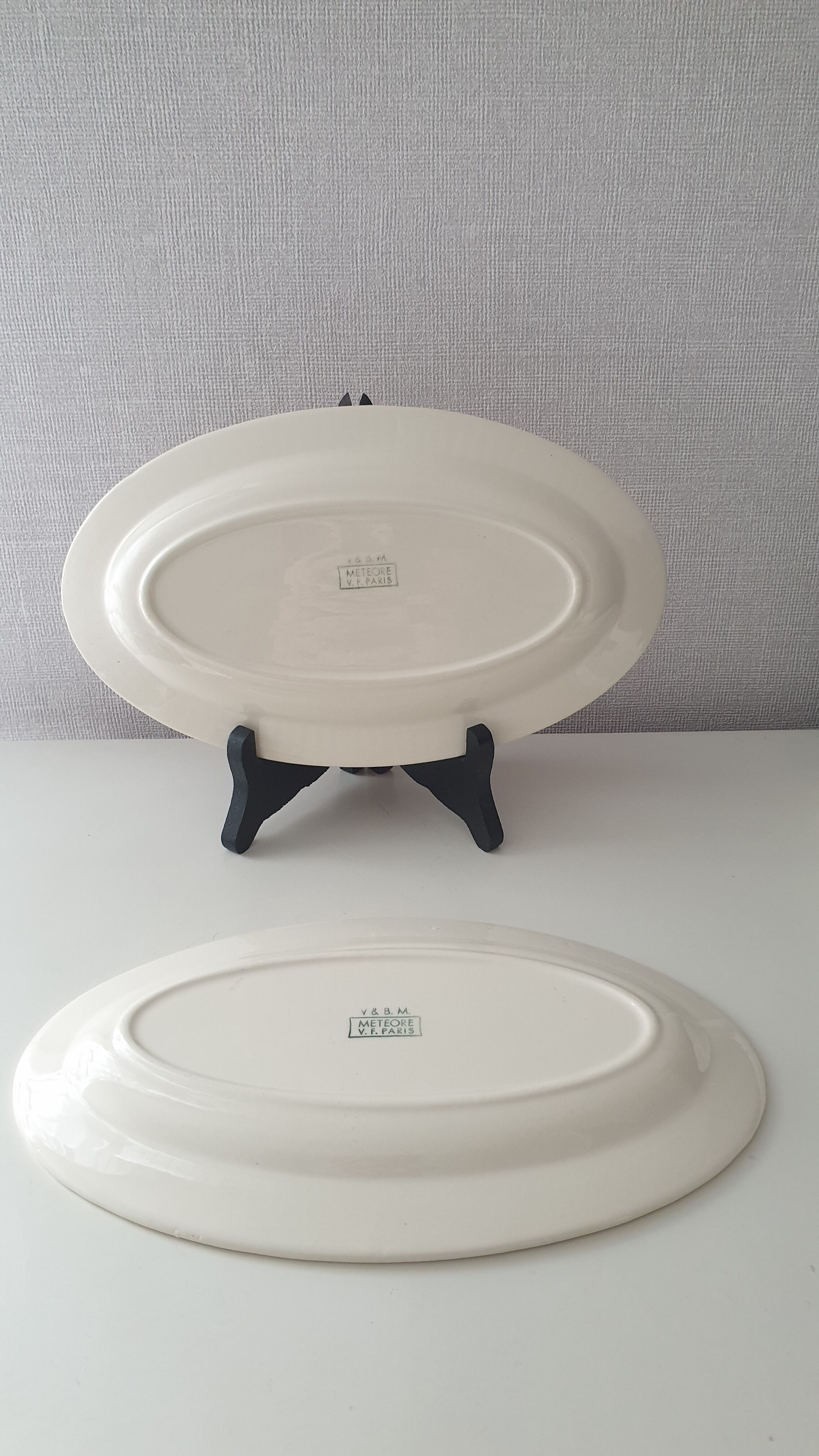 Oval dishes V&B.M