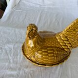 Terrine ceramic hen