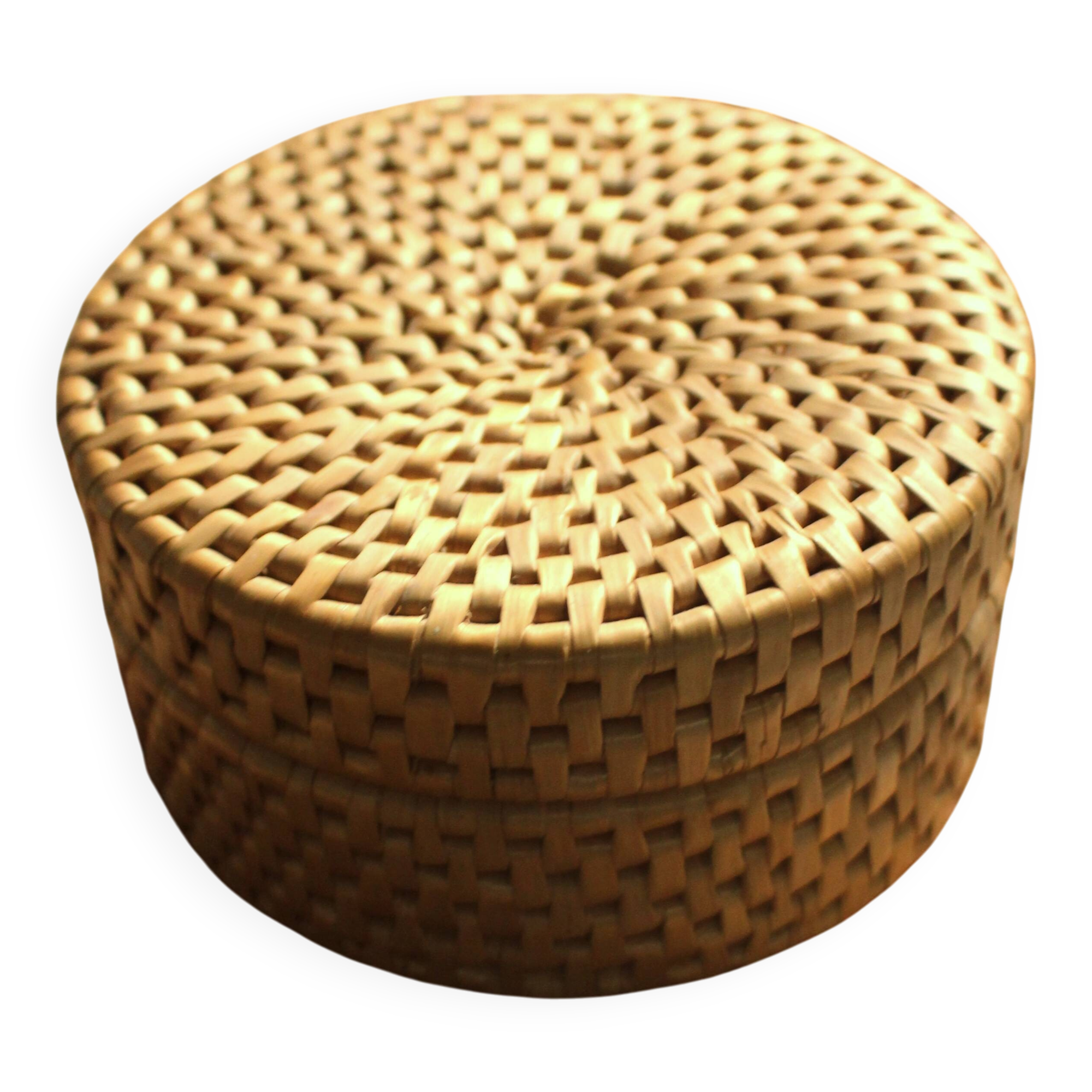 Vintage wicker round basket box
