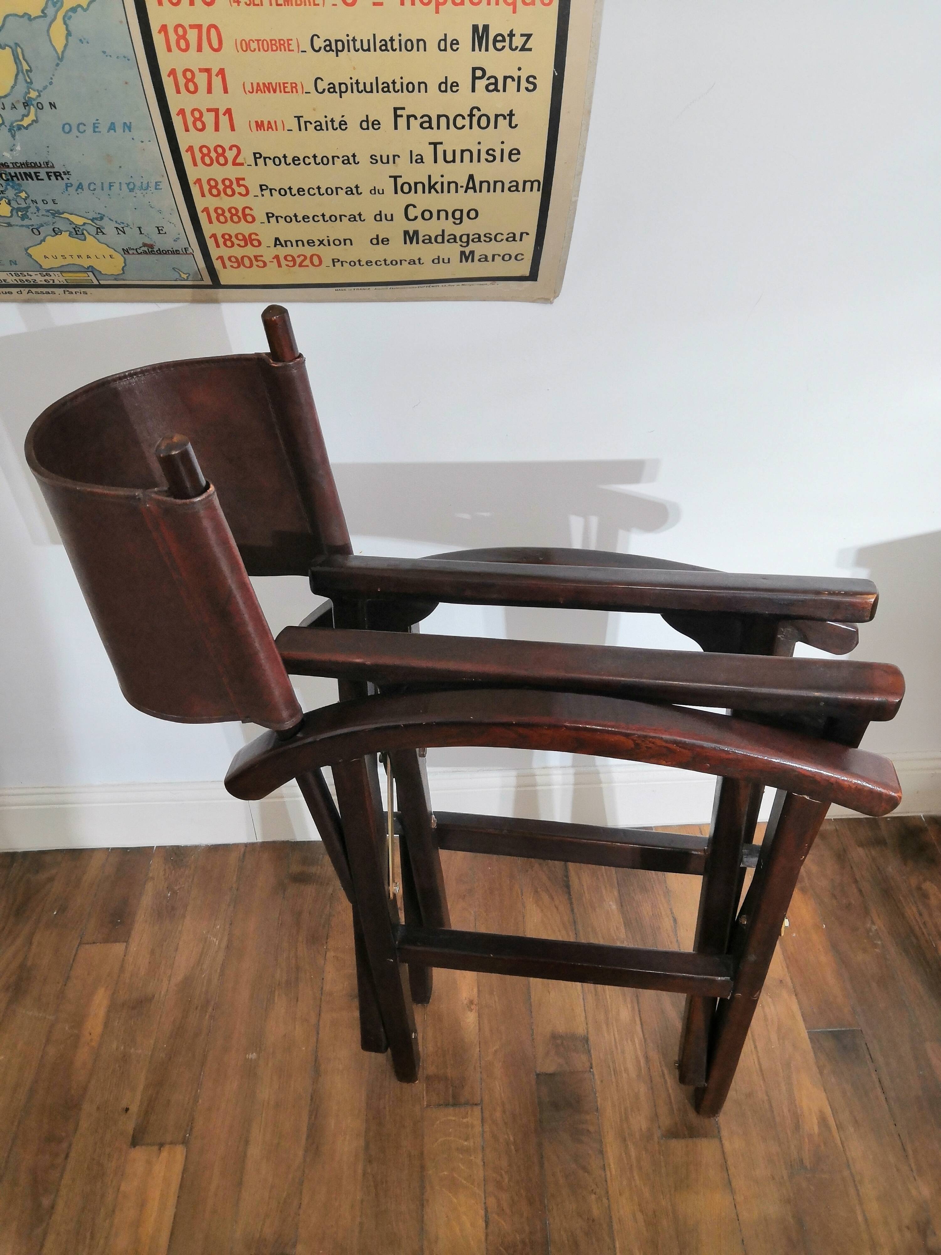 Folding leather screenwriter armchair