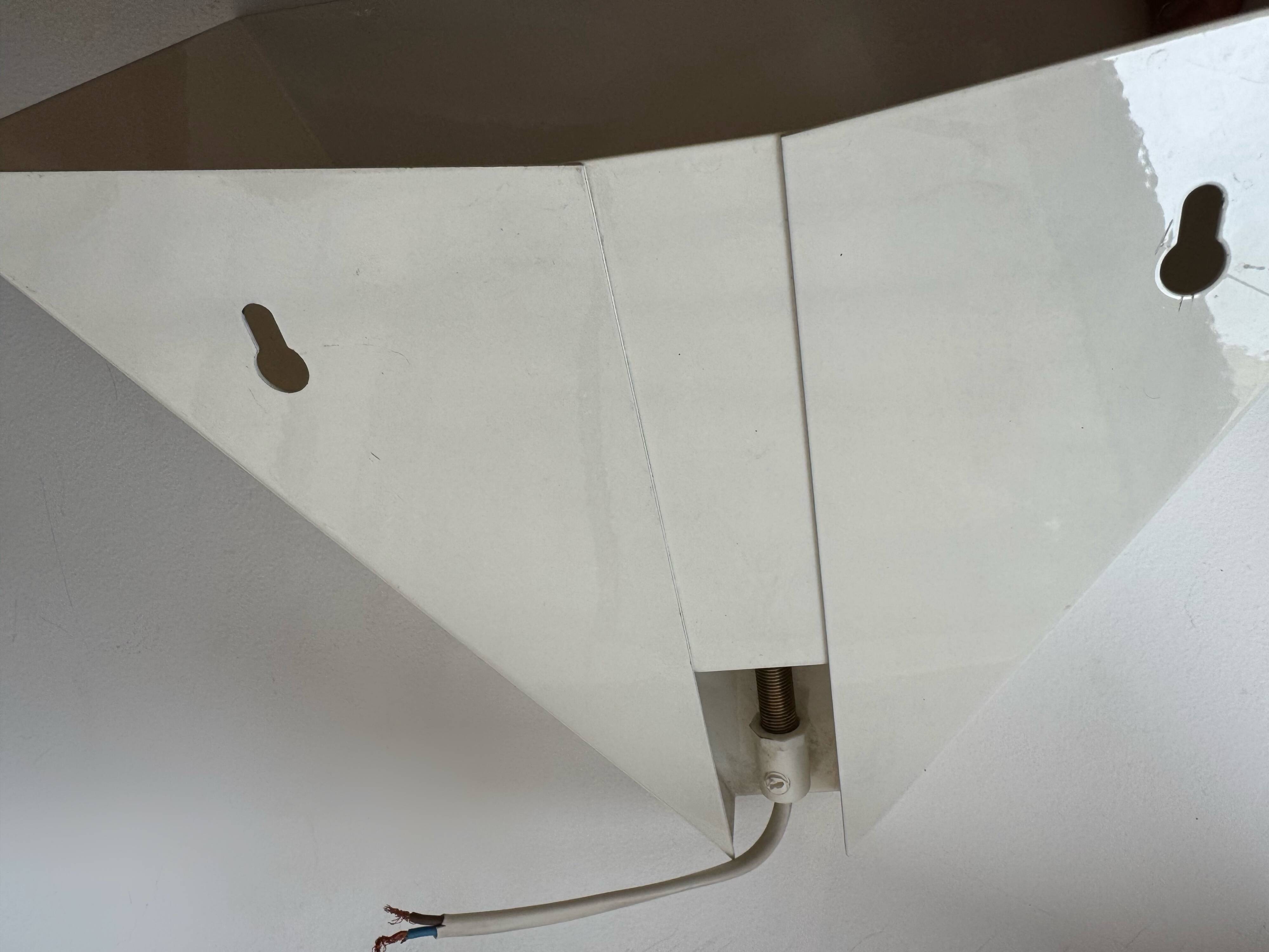 IKEA wall lights model V607 from the 1980s.