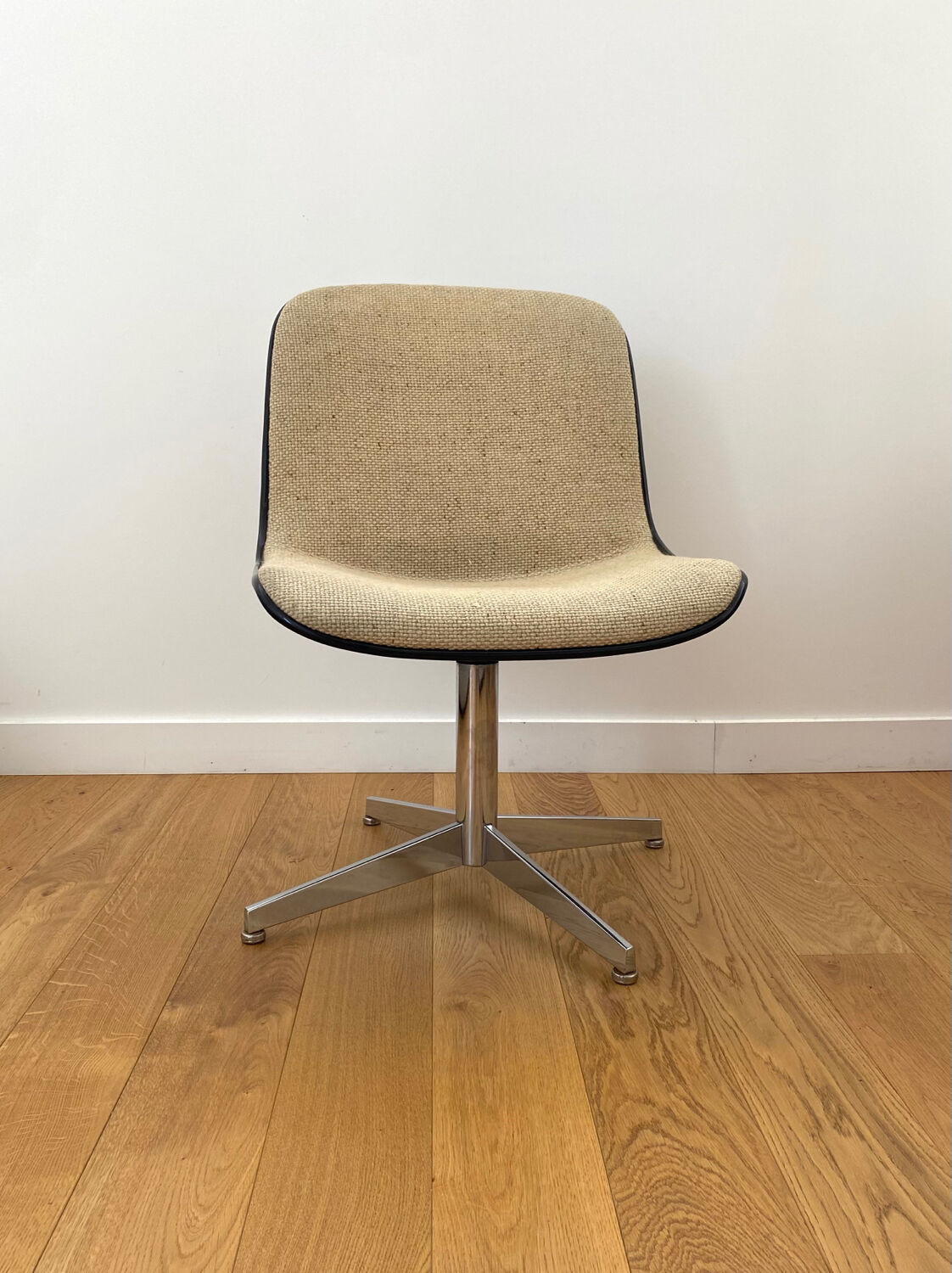 Fauteuil pivotant par Randall Buck pour Steelcase Strafor