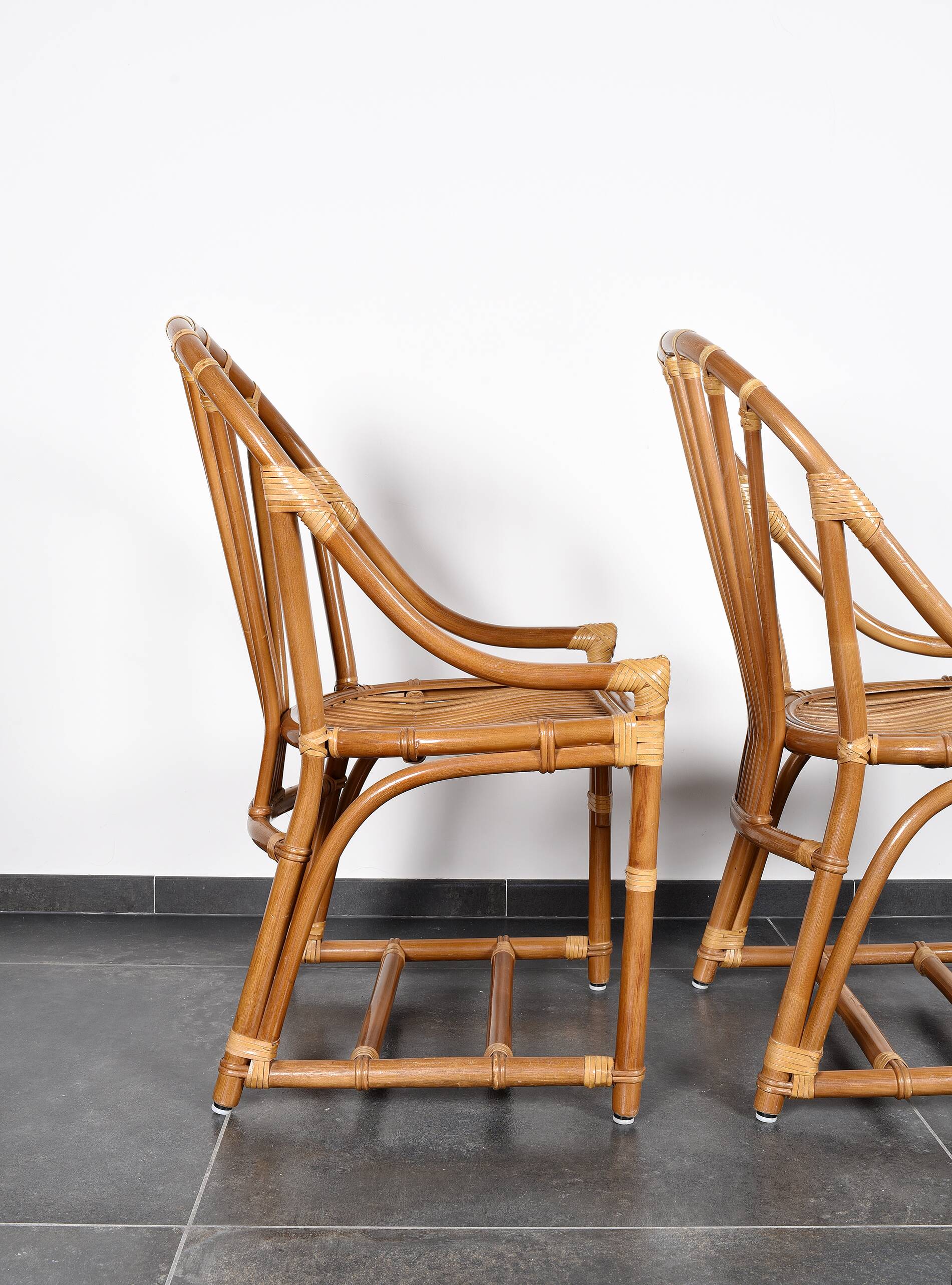 Set of 4 rattan armchairs