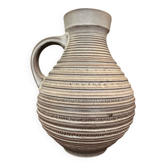 Ceramic vase 1960