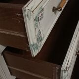 Commode patinée