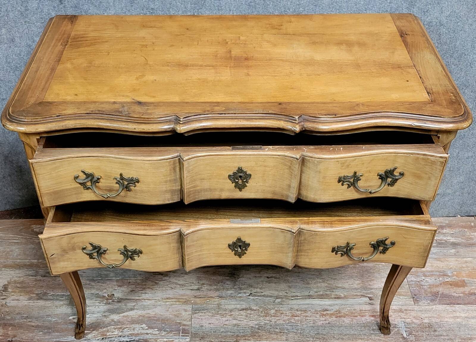 Louis XV style cherrywood chest of drawers, 20th century