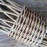 Rattan bouquet holder
