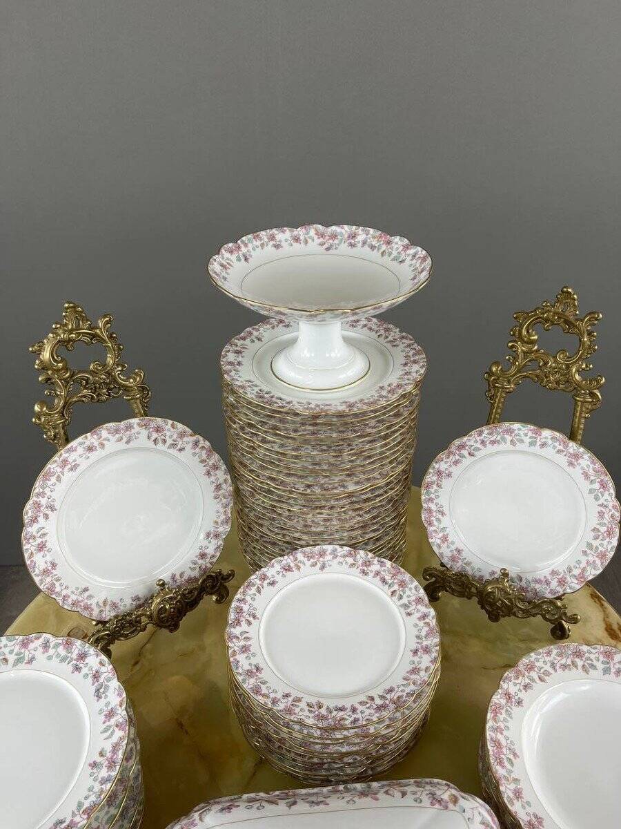 Pillivuyt & cie porcelain service 59 pieces, 19th century