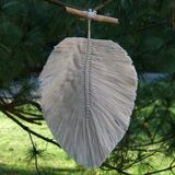 Plume en macramé tissage mural déco bohème