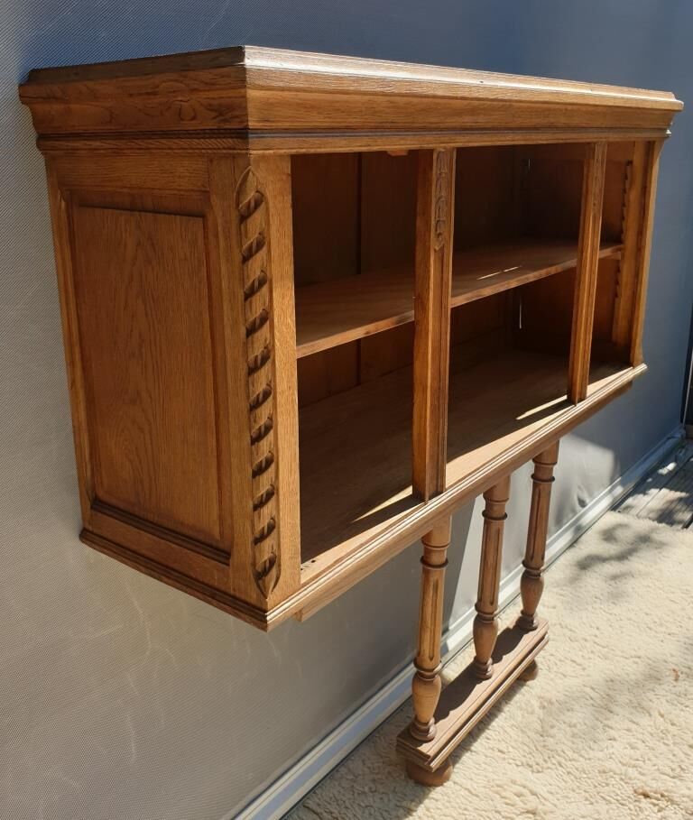 Neoclassical entrance cabinet library and servant