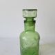 Carafe en verre vert