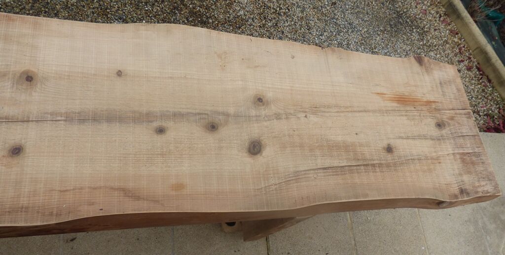 Table 320 cm en bois massif cèdre