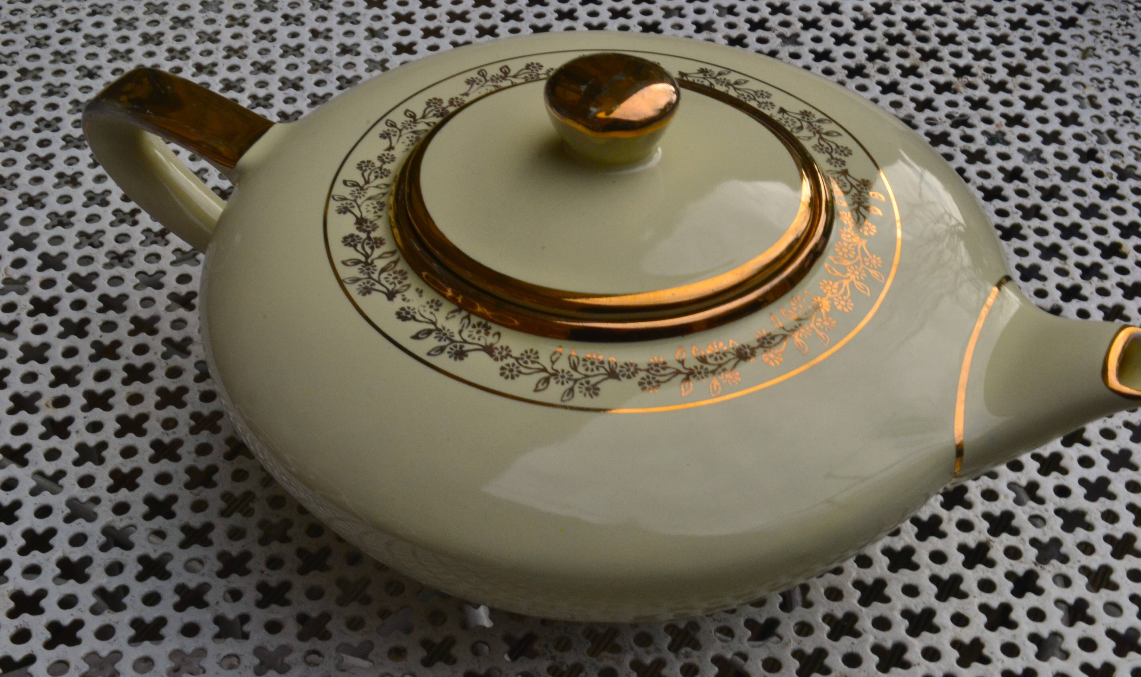 Sicas Sesto Fiorentino teapot