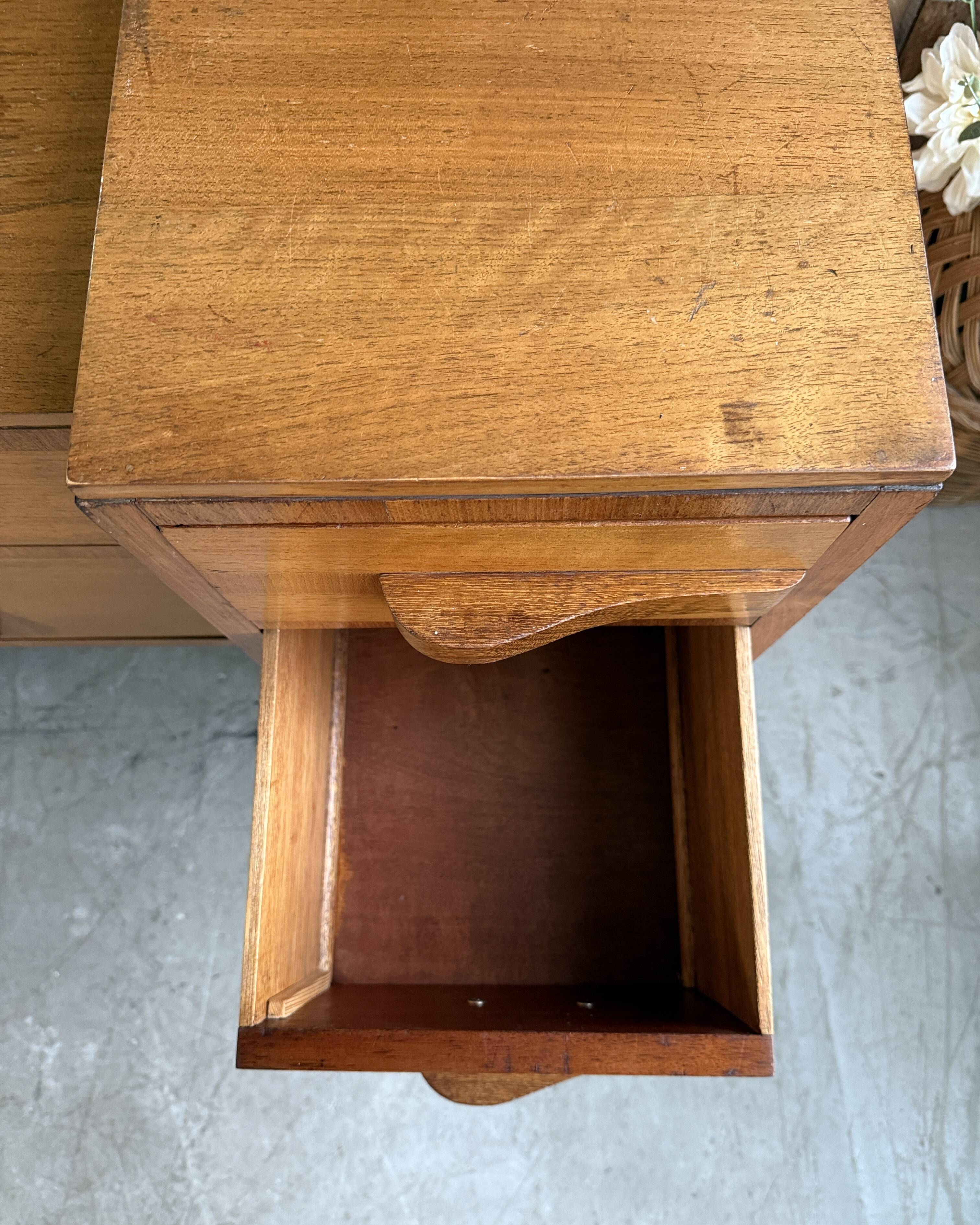 Art Deco dressing table (renovated)