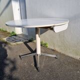 White extendable formica table