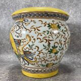 Pot/Cachepot. Italian Renaissance Majolica ceramic. Asiatic style