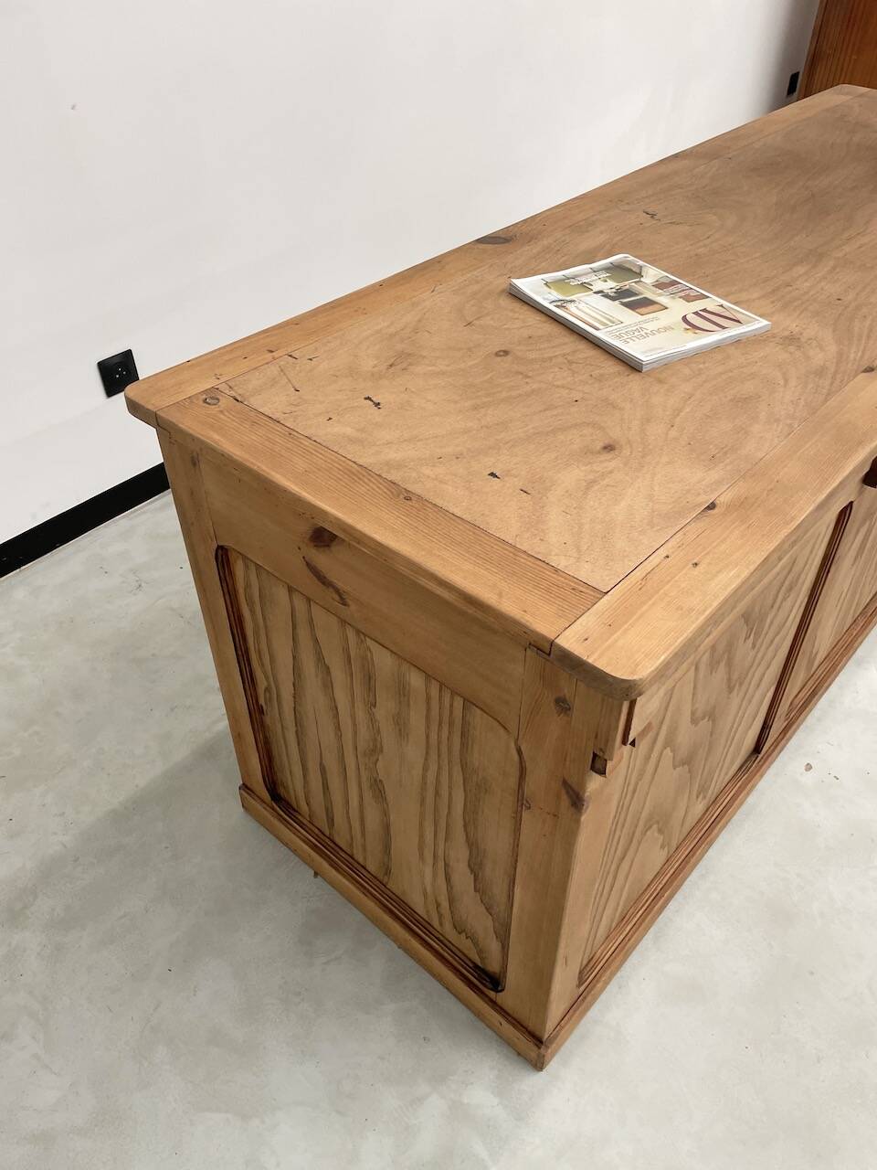 2m central island pine counter