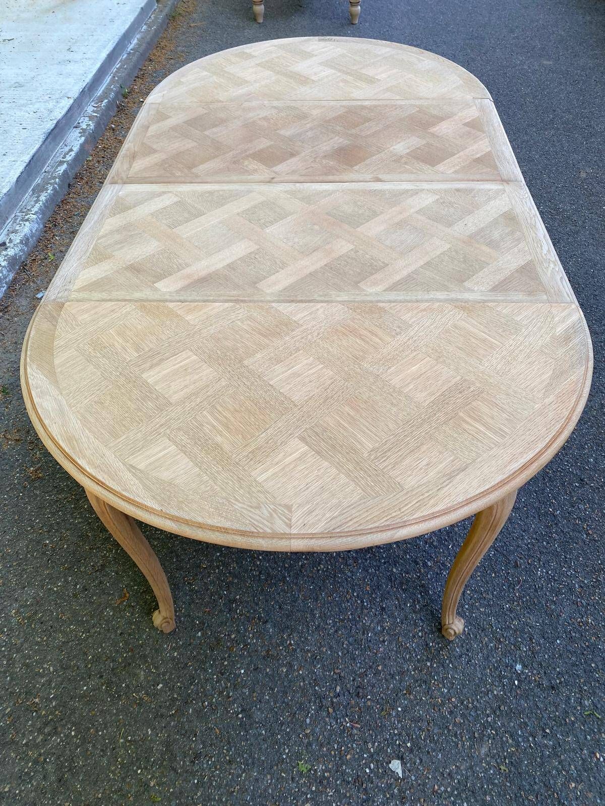 Louis XV extendable round table in solid raw oak 210cm and X marquetry