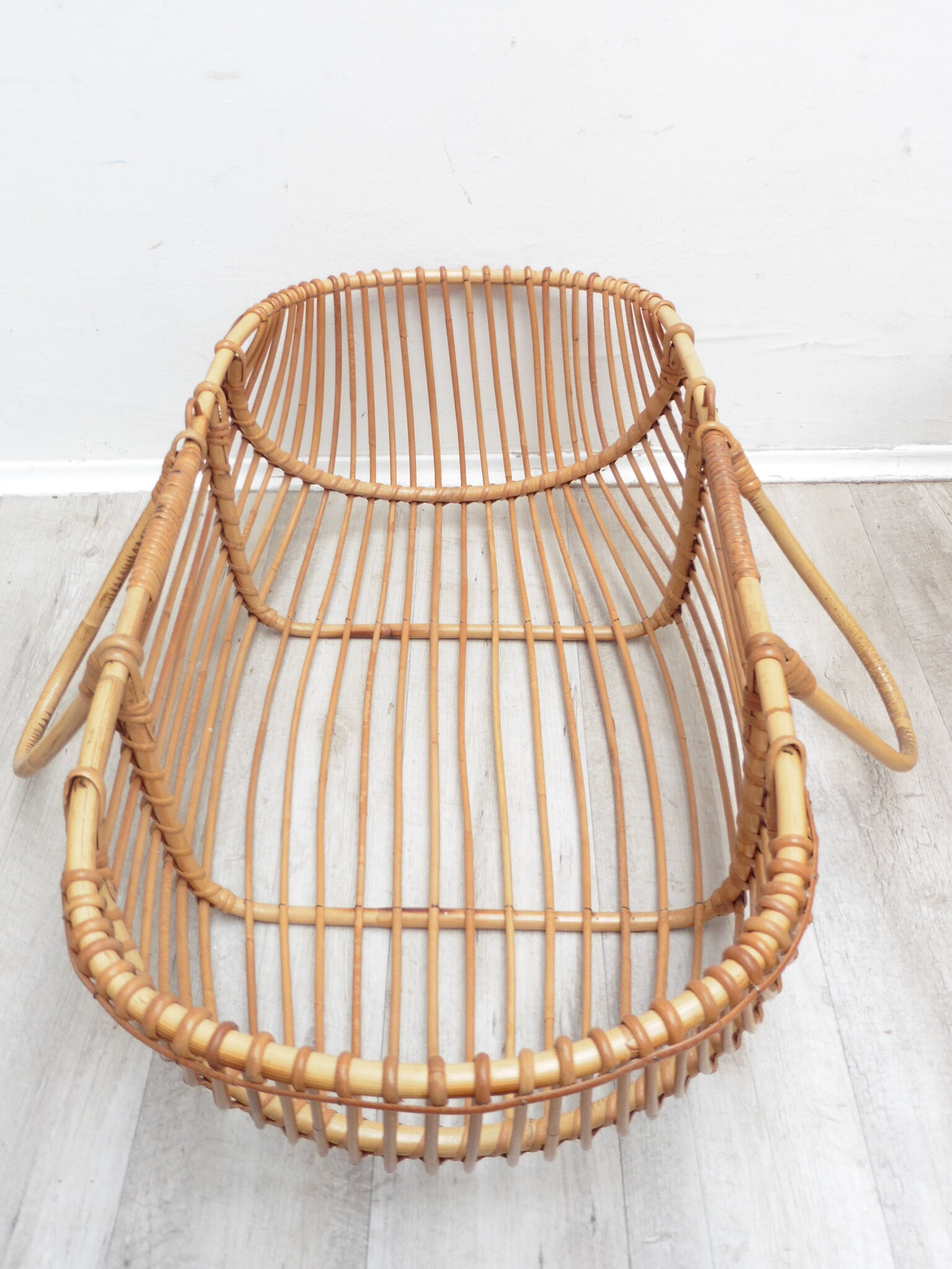 Rattan couffin