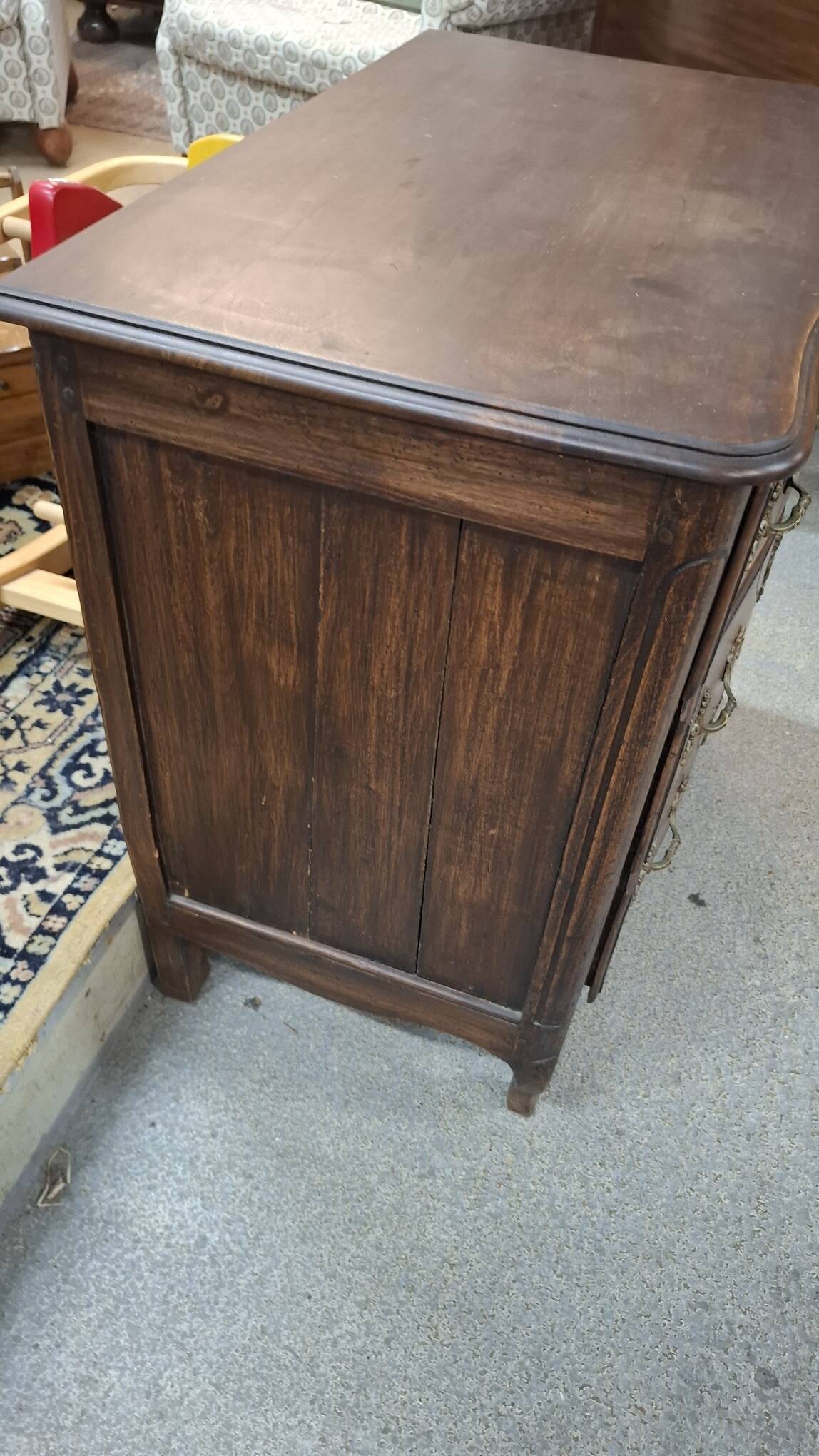 Louis XV style chest of drawers