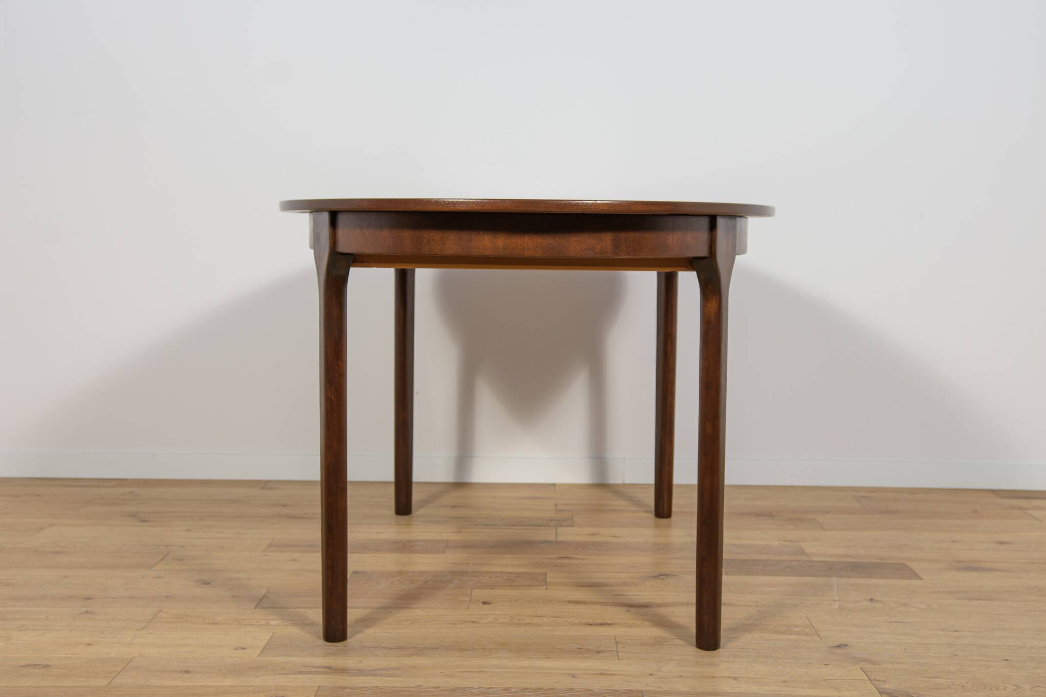 Mid-Century Oval Extendable Teak Dining Table from McIntosh, 1960s