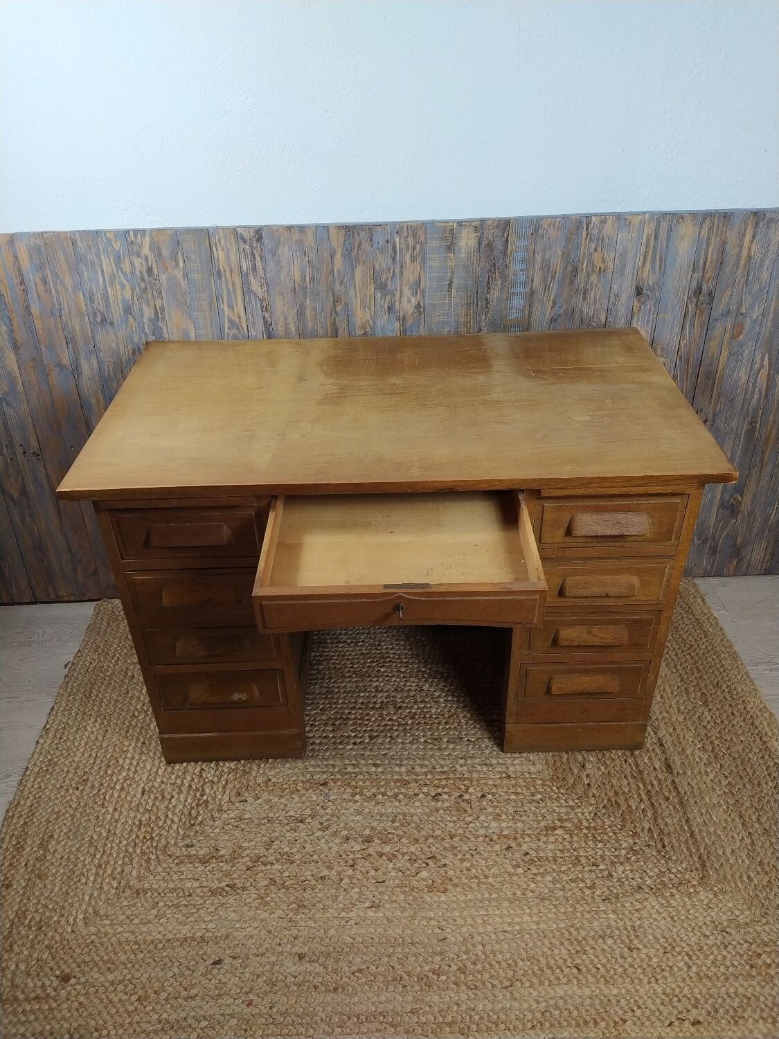 Bureau de maître d'ecole