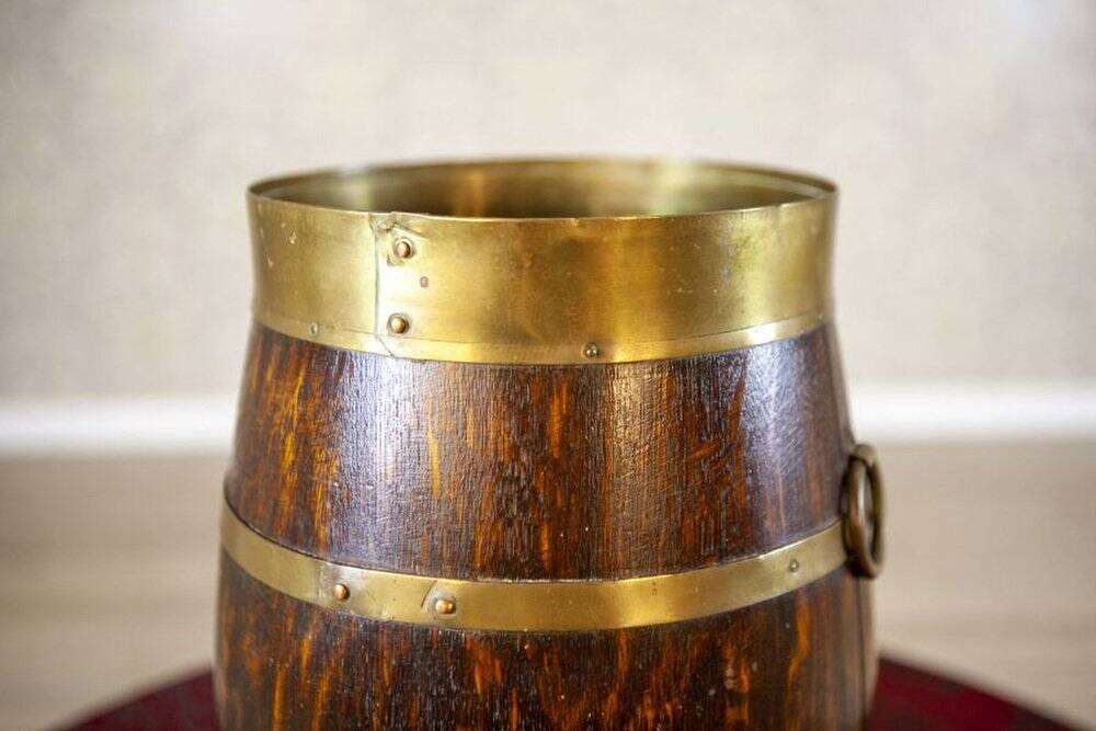 Barrel-Like Oak Umbrella Stand, Early 20th Century