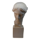 Buste féminin en plâtre de style antique