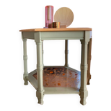 Pedestal table