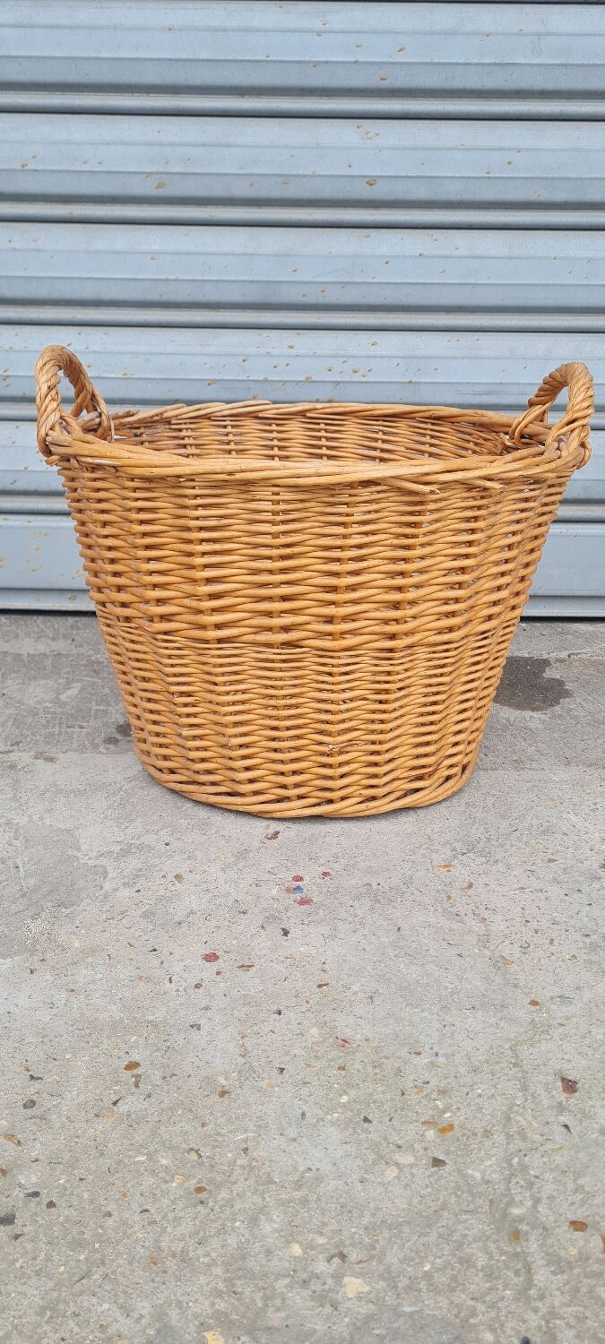 Vintage wicker basket