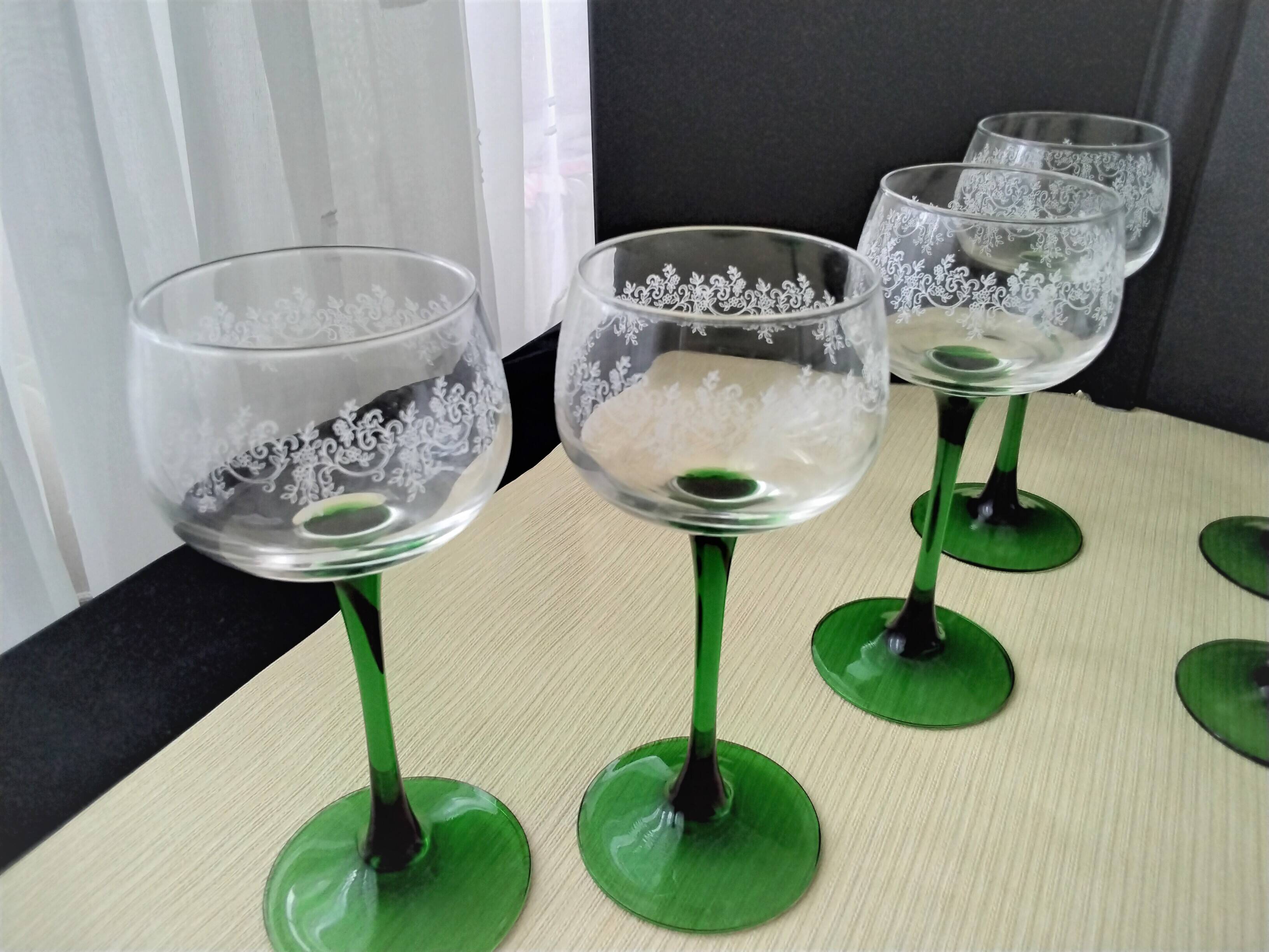 8 Alsace white wine glasses Luminarc screen-printed decor