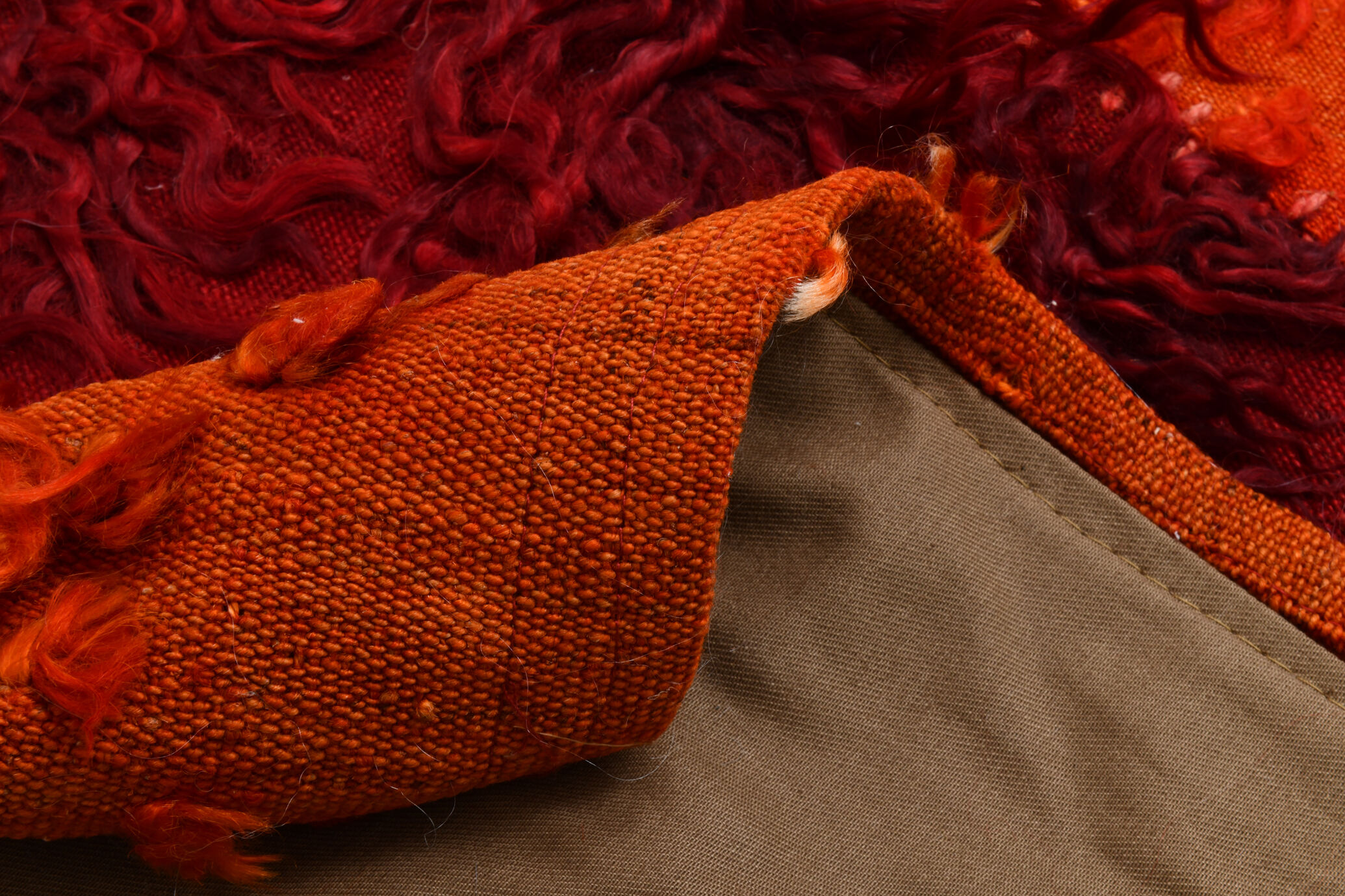 Red & orange tones vintage rug, 163x240 cm