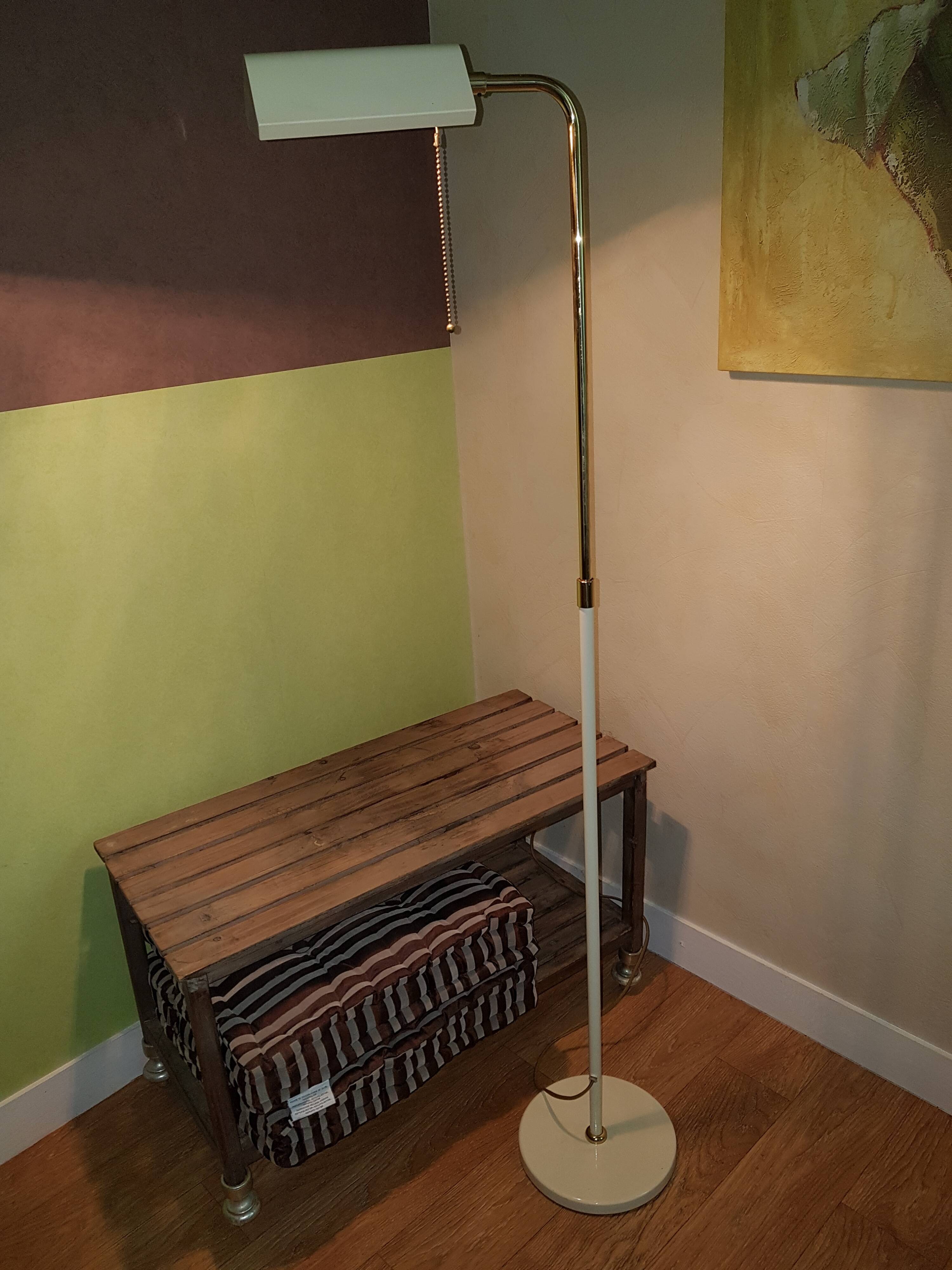 Deknudt floor lamp