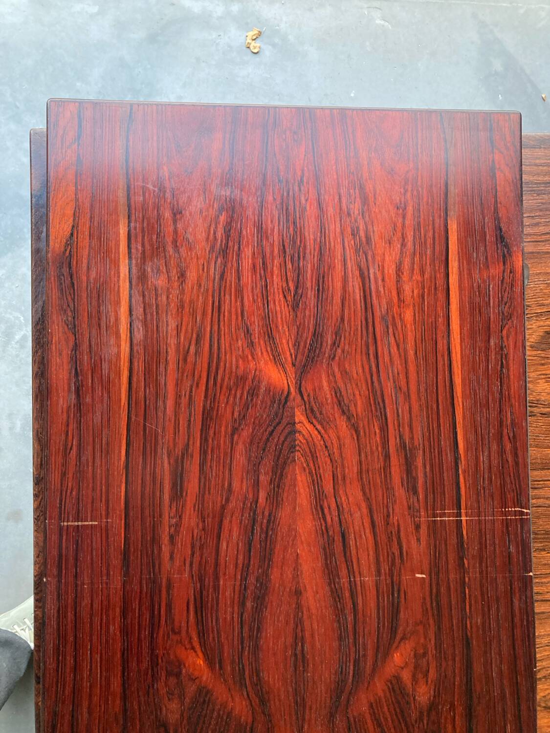 Table à manger danoise par Poul Hundevad et Kai Winding. Années 1960