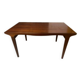 Scandinavian dining table from the 60s in teak