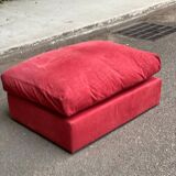 Large burgundy velvet pouf