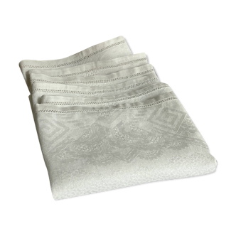 6 damask napkins