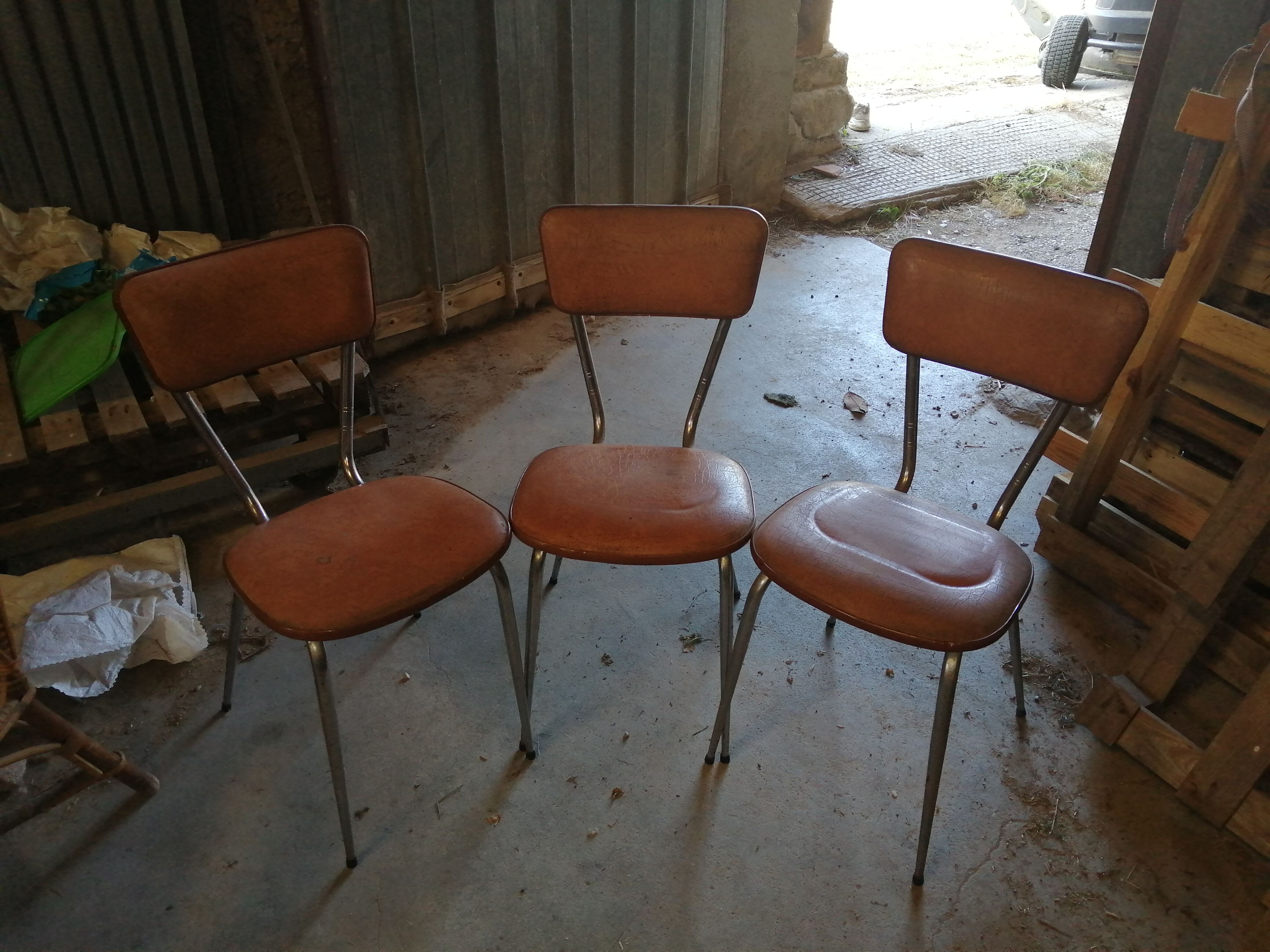 Set of 3 vintage vinyl chairs