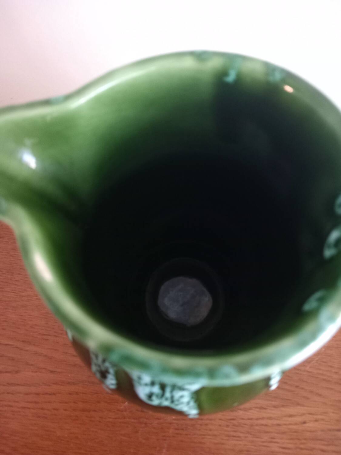 Magnificent Vintage Barbotine Jug – Relief Peach Decoration (H 18cm)