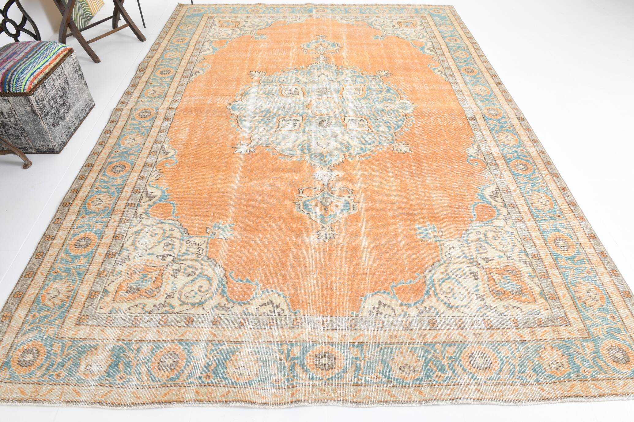 8x10 Oversized Vintage Rug, 228x319Cm