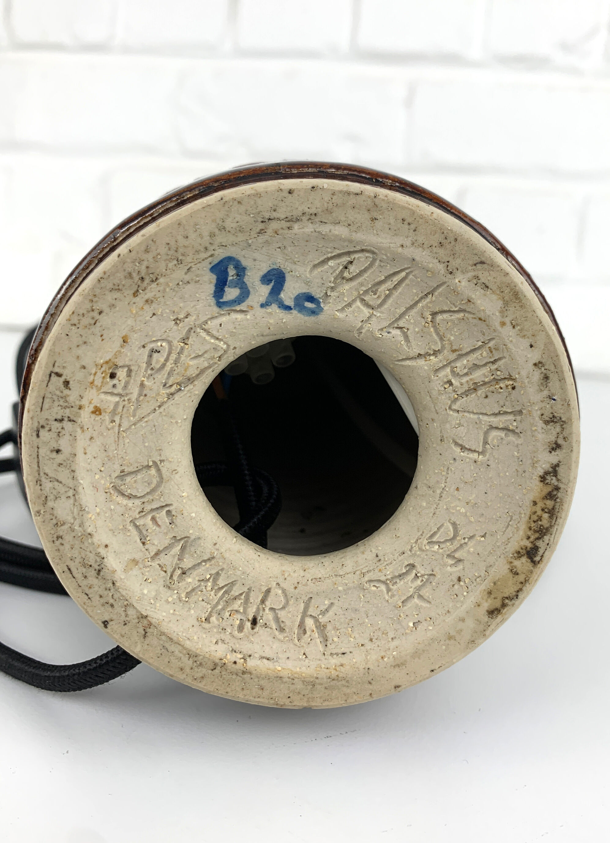 Ceramic table lamp, Per Linnemann-Schmidt for Palshus, Denmark, 1960