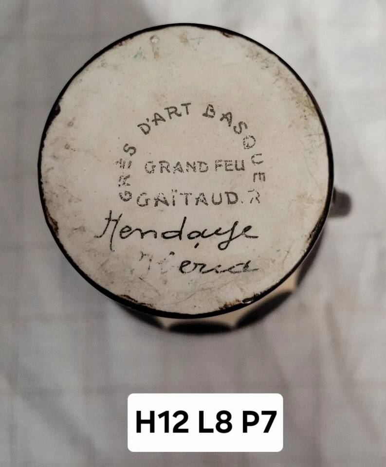 Hendaye Gaitaud: vase with Basque decoration signed under the heel