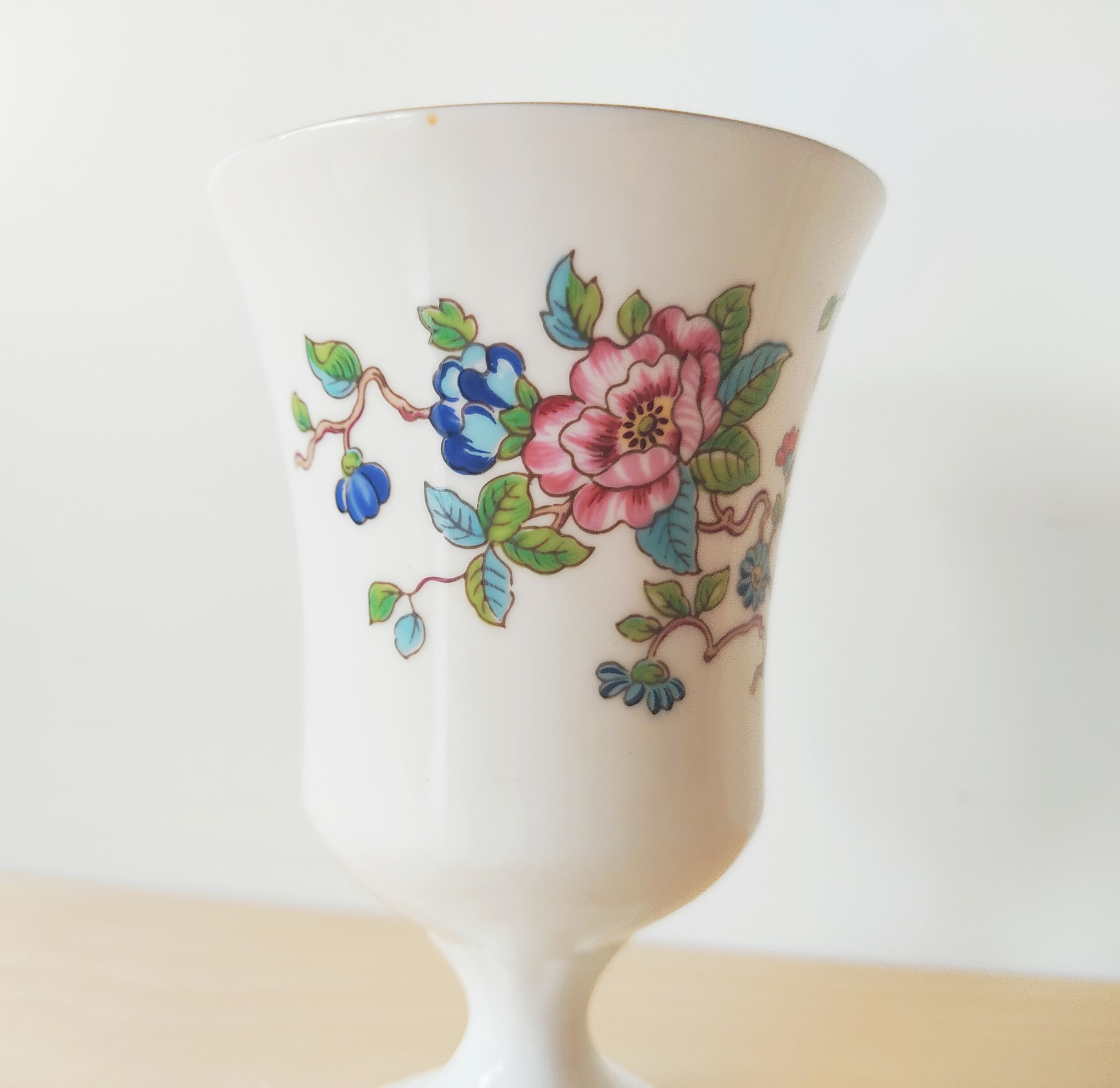 Aynsley porcelain vase bird décor and flowers