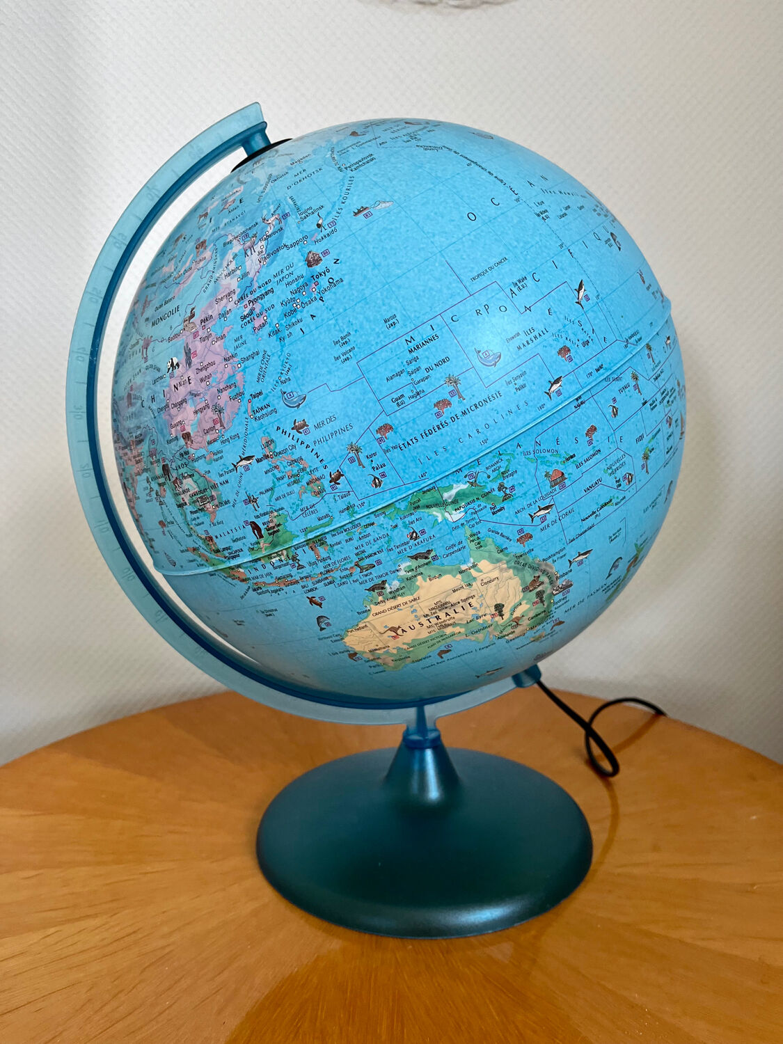 Luminous terrestrial globe 1970