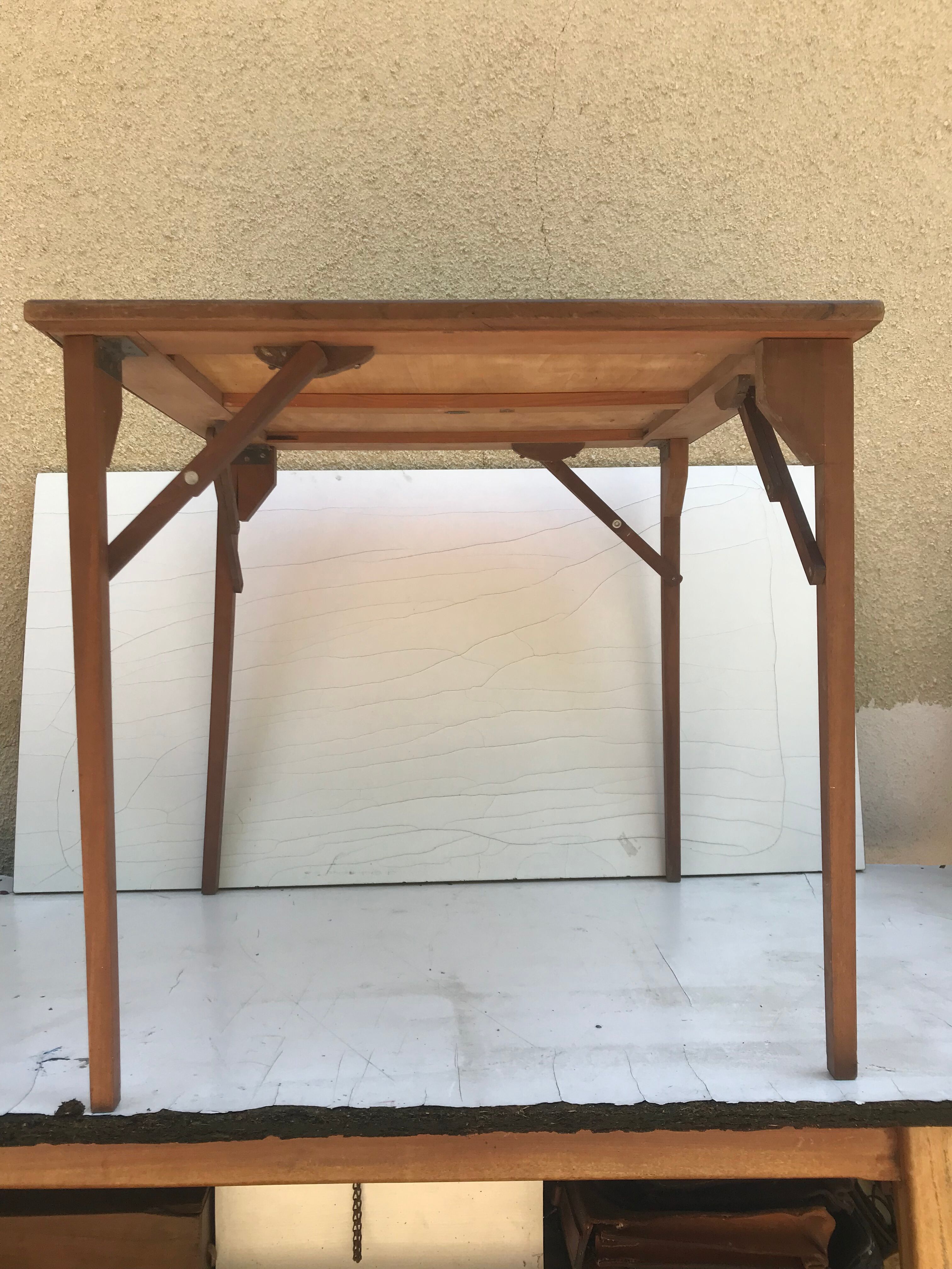 Ancienne table a jeu pliante marque rb et plateau feutrine verte vintage