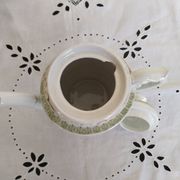 Cafetière en porcelaine anglaise  , vert et or , antique , vintage