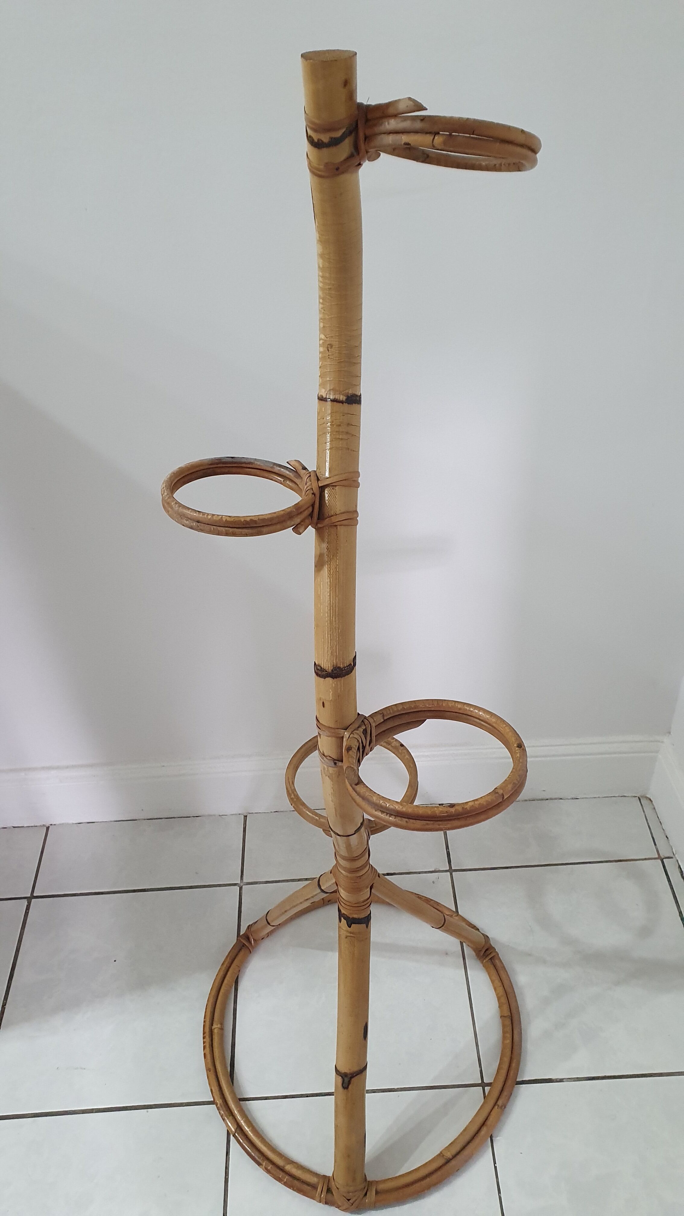 Bamboo plant holder 50s