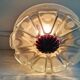 Plafonnier en forme de fleur en verre dépoli